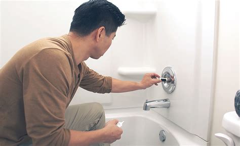 How to Fix a Leaky Bathtub Faucet: 6 Ways to Stop Drips